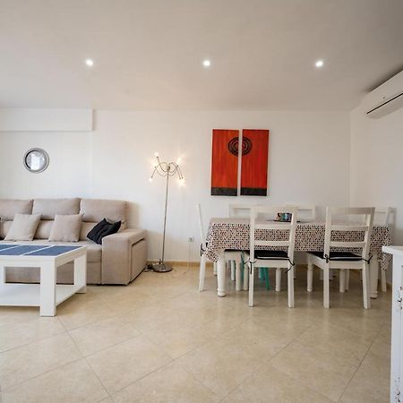 Beautiful 2 Bedrooms Apartment In Agua Mundo Benidorm Exterior photo